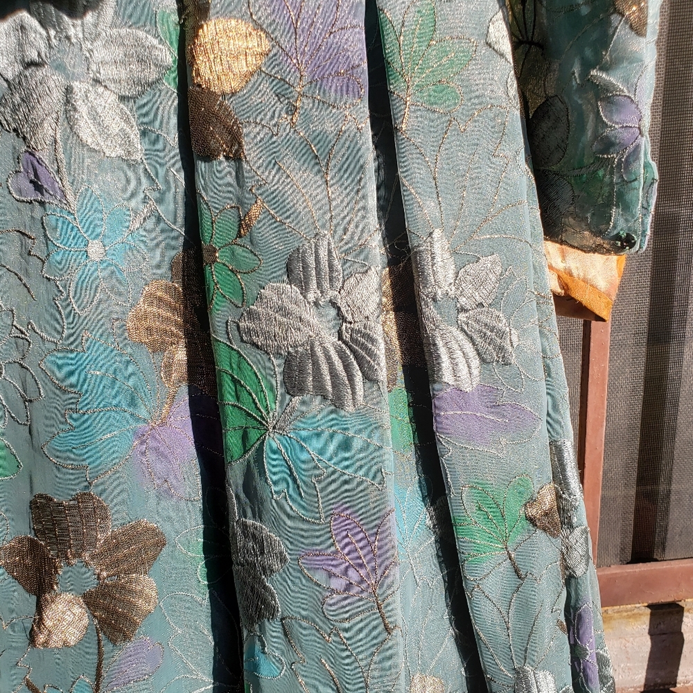 Vintage gown - Picture 3 of 5